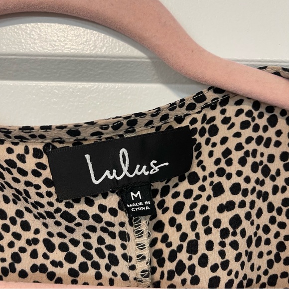 Cheetah Lulus M Top with Buttons - Picture 2 of 2